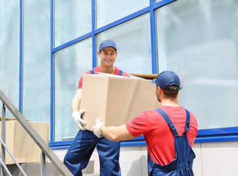 Professional moving service for homes and businesses in Fortis Green