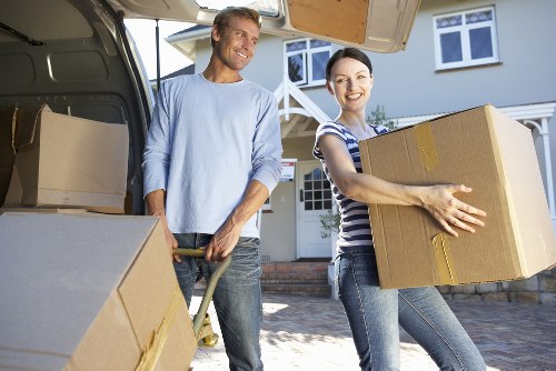 Local moving service and organized transport in Fortisgreen